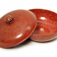 Dose mit Deckel