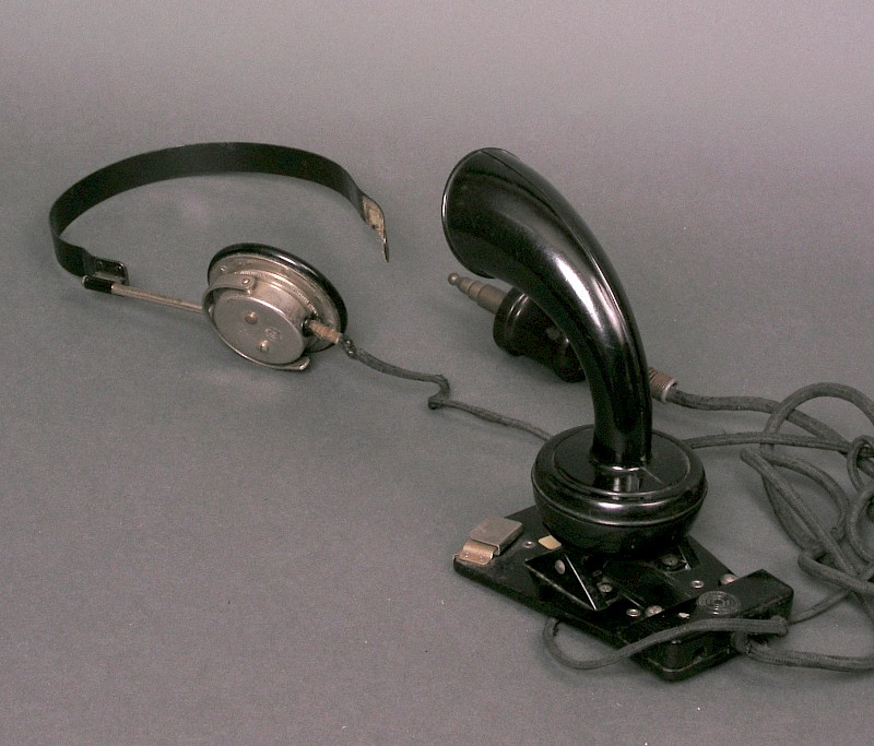 Kopfhörer und Mikrophon für Telefonvermittlung