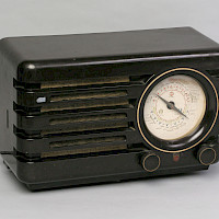 Philips-Radio mit Rundskala