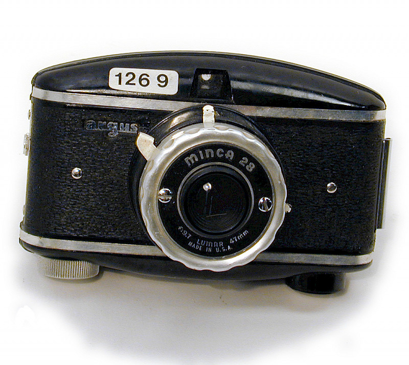 Minca 28