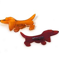 Brosche in Dackelform