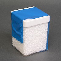 Dose mit Kunststoffgranulat (unbekannt)