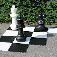 Freiluft-Schachfiguren