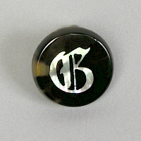 Schmuckknopf G