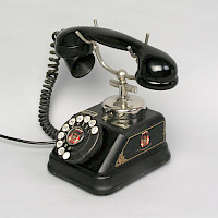 Telefon