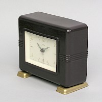 Uhr mit Spardose