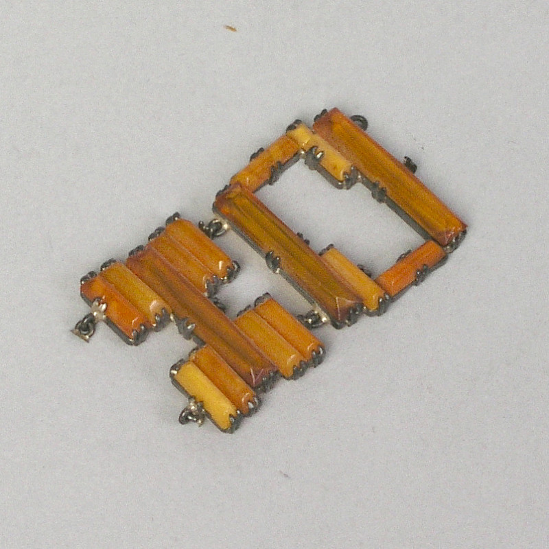 Zwei Glieder eines Armbands