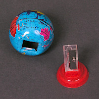Bleistiftspitzer in Form eines Globus