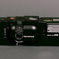 Olympus XA 2