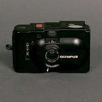 Olympus XA 2