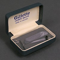 Naßrasierer aus Stahl Gillette