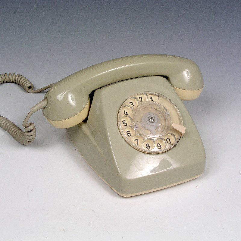 Telefon