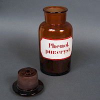 Glasflasche Phenol