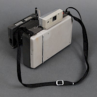 Polaroid Land CameraAutomatic 230