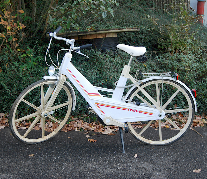 Itera Plastcykel