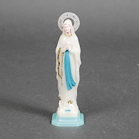 Lichtsammelnde Madonnenfigur