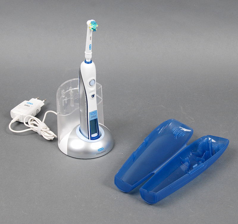 Oral-B Triumph