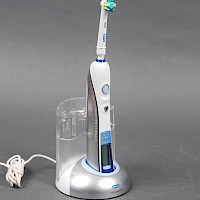 Oral-B Triumph