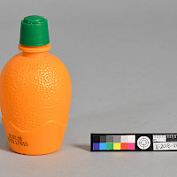Fläschchen für Orangensaftkonzentrat