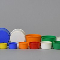 Stapelspiel aus Töpfchen