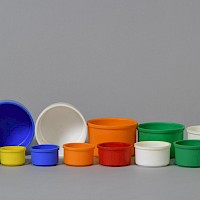 Stapelspiel aus Töpfchen