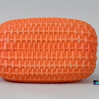 Tragekorb aus nachgeahmten Flechtwerk