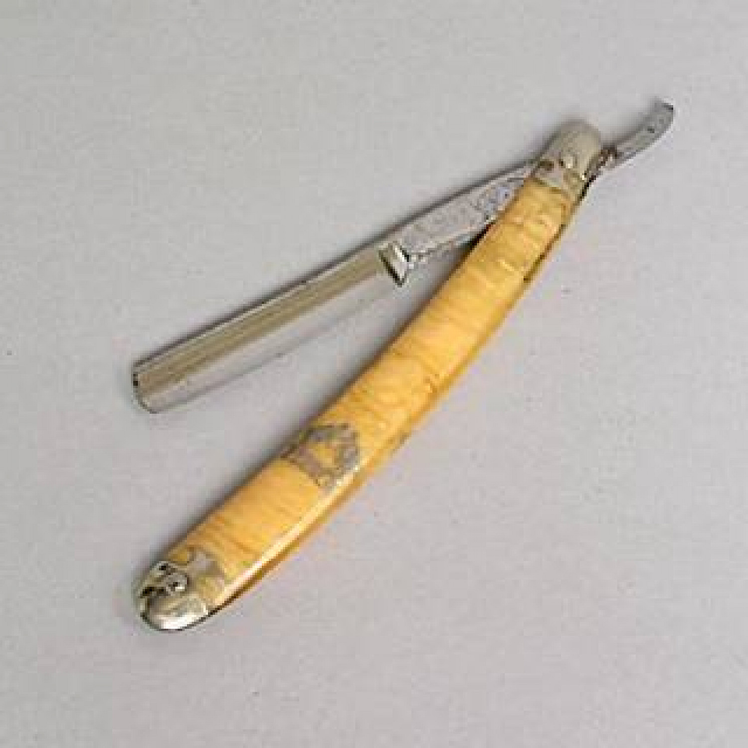 Rasiermesser mit Griffschalen aus Celluloid, Deutschland um 1930