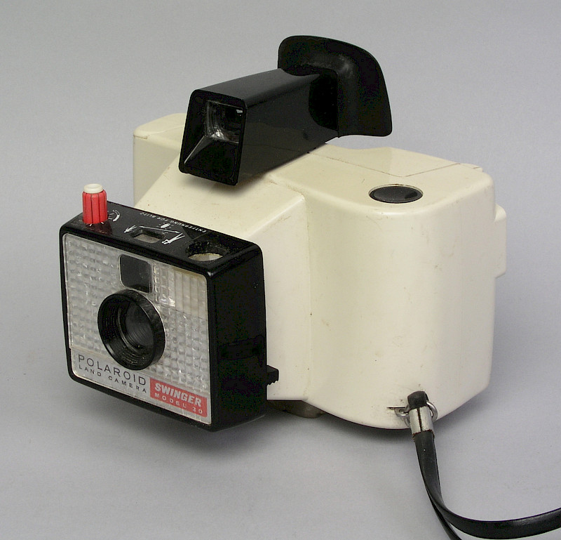 Polaroid Land Camera Swinger Model 20