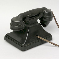 Telefon