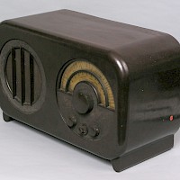 EKCO All-Electric Radio Type AC. 85. Superhet