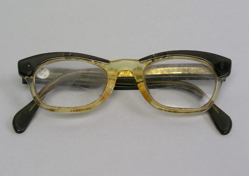 Brille