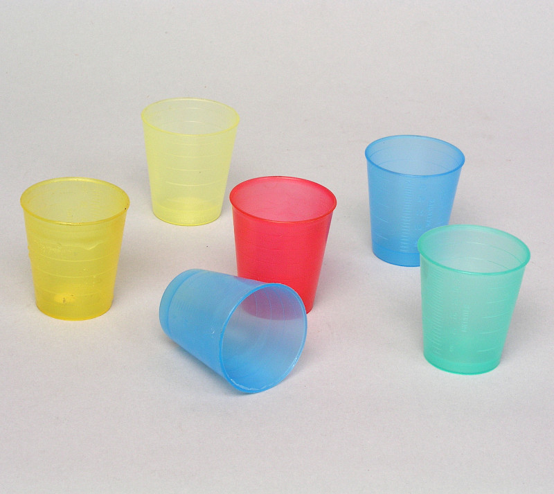 Medikamentenbecher