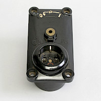 Stecker und Schalter